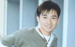 做了颈椎手术的明星网红,颈椎手术明星网红的康复之路